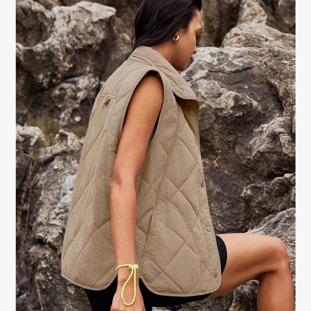 NWOT Quilted Vest